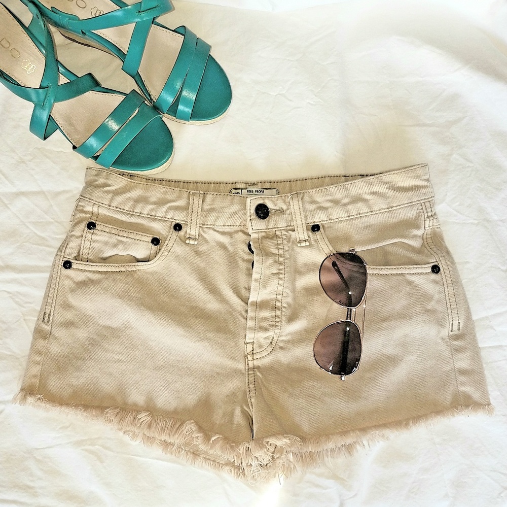 Free People khaki, distressed shorts size …